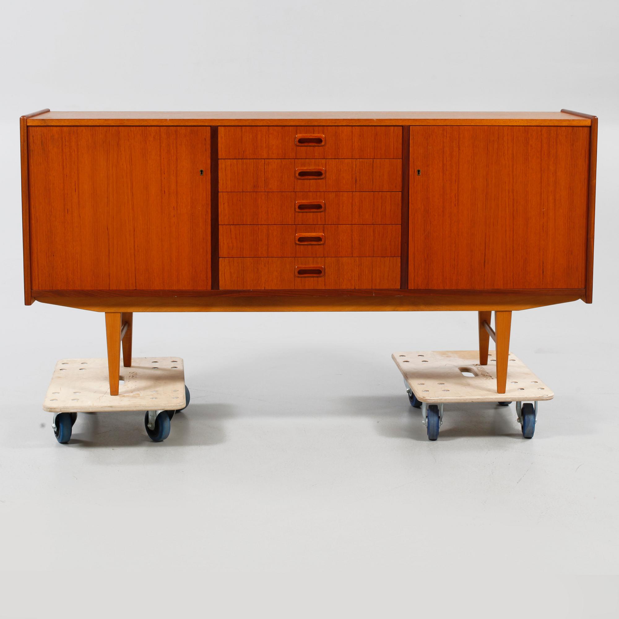 SIDEBOARD, 1960-tal.