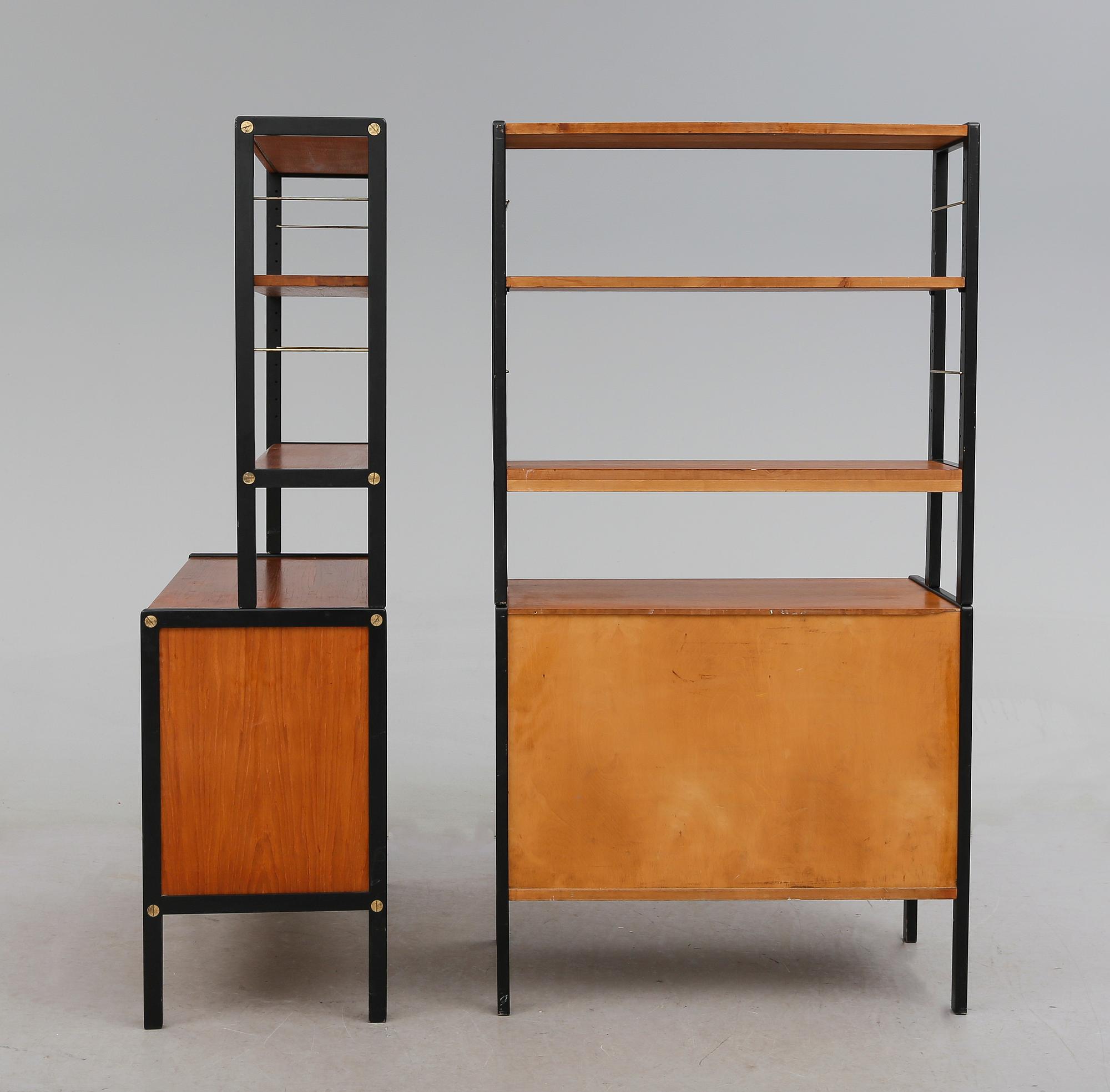 BOKHYLLOR, 1 par, "Variett", Bertil Fridhagen, Bodafors, 1957.