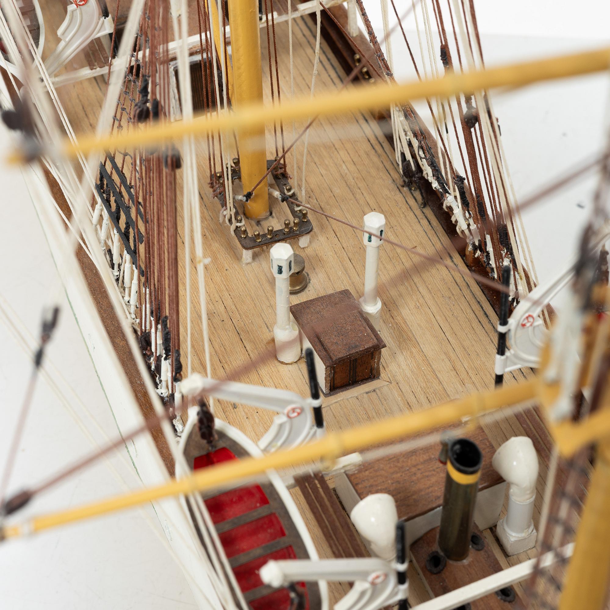 Ship model, second half of the 20th century. The training ship “Danmark”, Billing Boats.