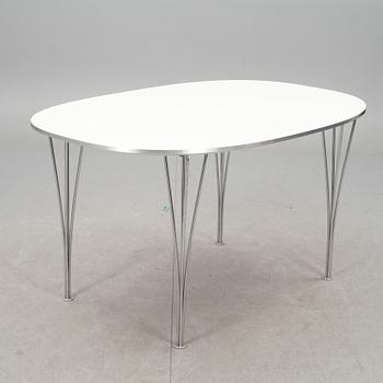 MATBORD, "Superellips", Piet Hein och Bruno Mathsson för Fritz Hansen, etikettmärkt 1999.
