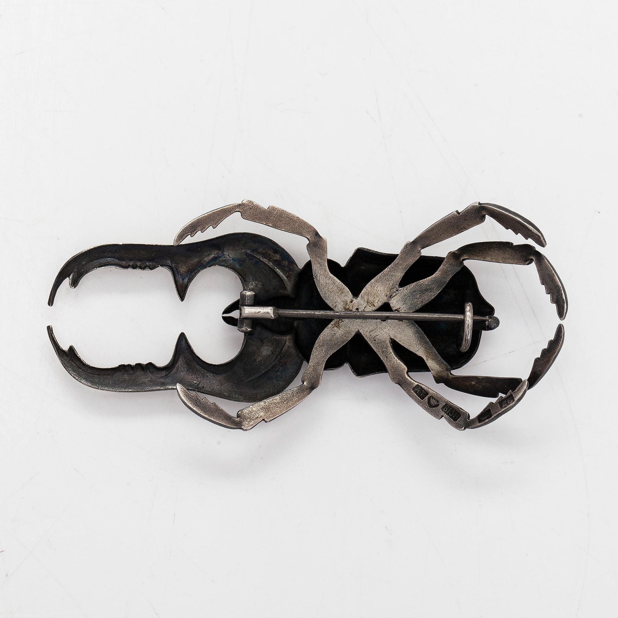 Brosch, skalbagge, silver, A. Tillander, Helsingfors 1953.