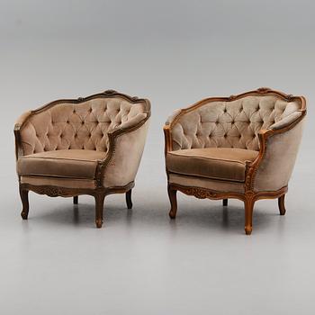 FÅTÖLJER, 1 par, 1900-talets mitt.