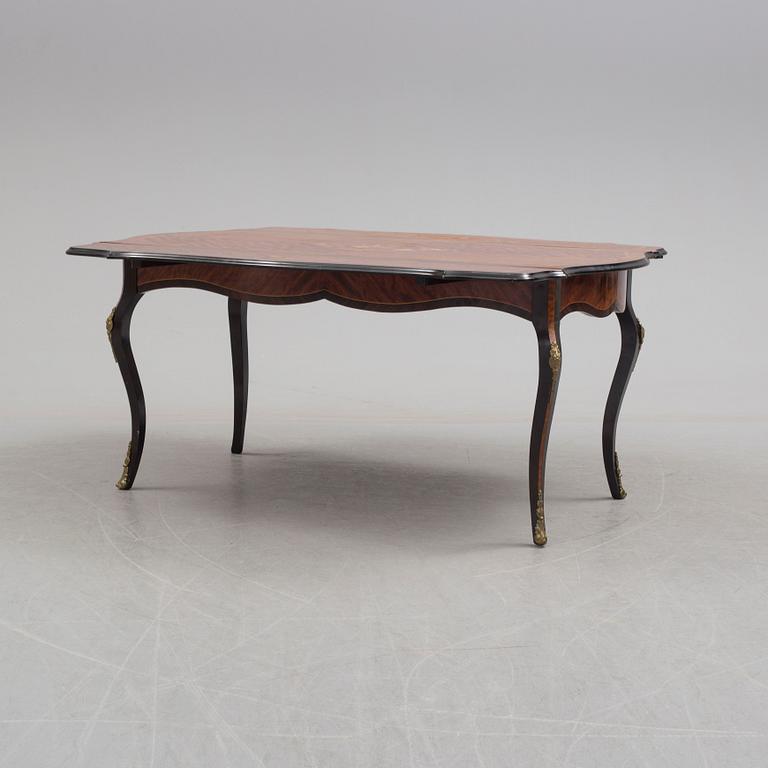 A late 20th century table.