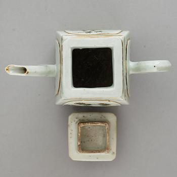 A pair of famille rose vases, and a tea pot, Qing dynasty, 19th Century and circa 1900.