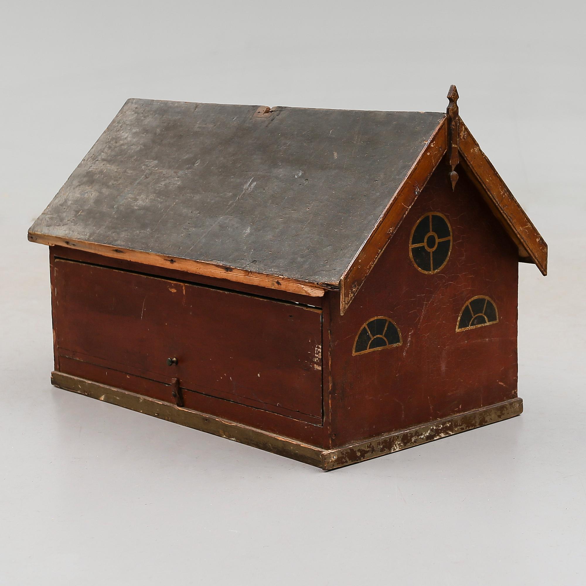 DOCKSKÅP, målat trä, 1900-tal.