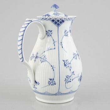 A 'Blue Fluted Half Lace' / 'Musselmalet' chocolate pot, Royal Copenhagen, 1956.