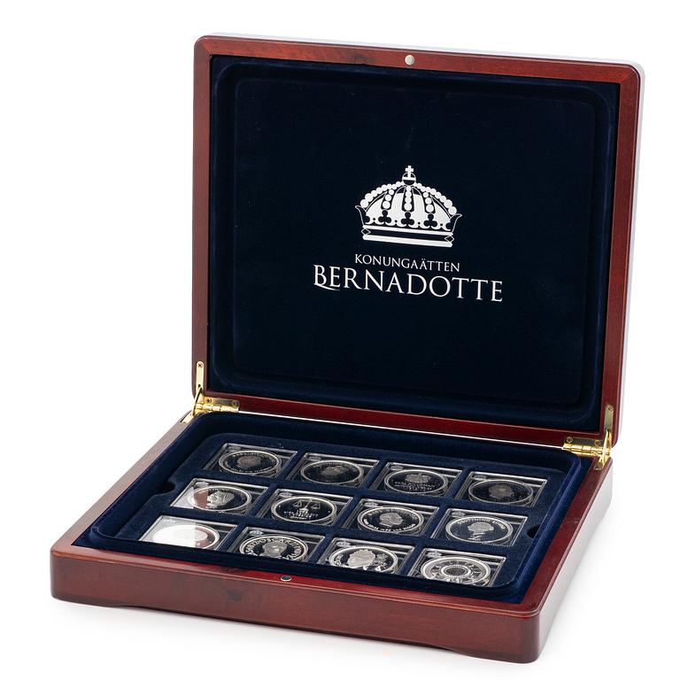 Medals, 24, silver .925, “The Bernadotte Dynasty”, Mynthuset Sverige.