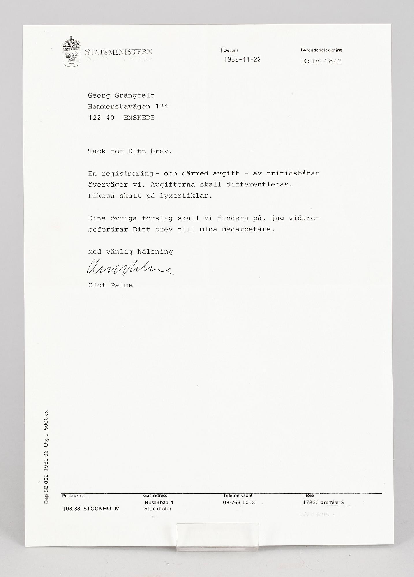 BREV MED AUTOGRAF, Sveriges statsminister Olof Palme, egenhändig sign. Dat 1982 i trycket.