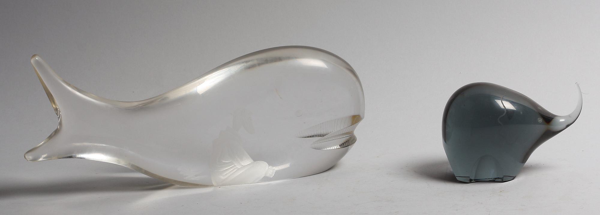 FIGURINER, 2 st. Glas. Vicke Lindstrand, Kosta.