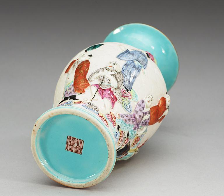 A famille rose vase, Qing dynasty with seal mark.