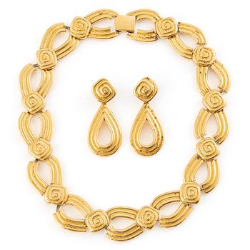 Oscar de la Renta, necklace and a pair of earrings, 1980s.