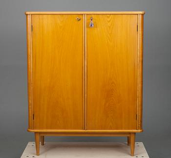 SKÅP, björk, 1900- talets mitt.