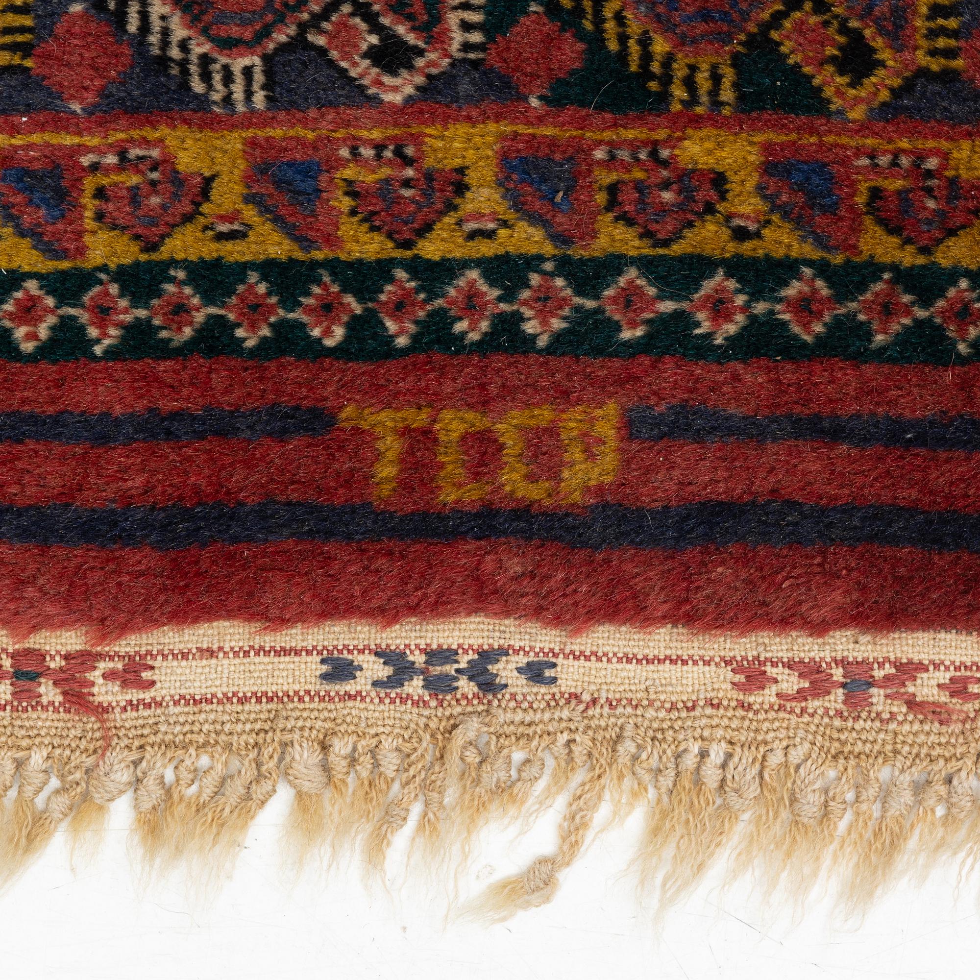 A runner carpet, Beshir, approx. 287 x 84 cm.