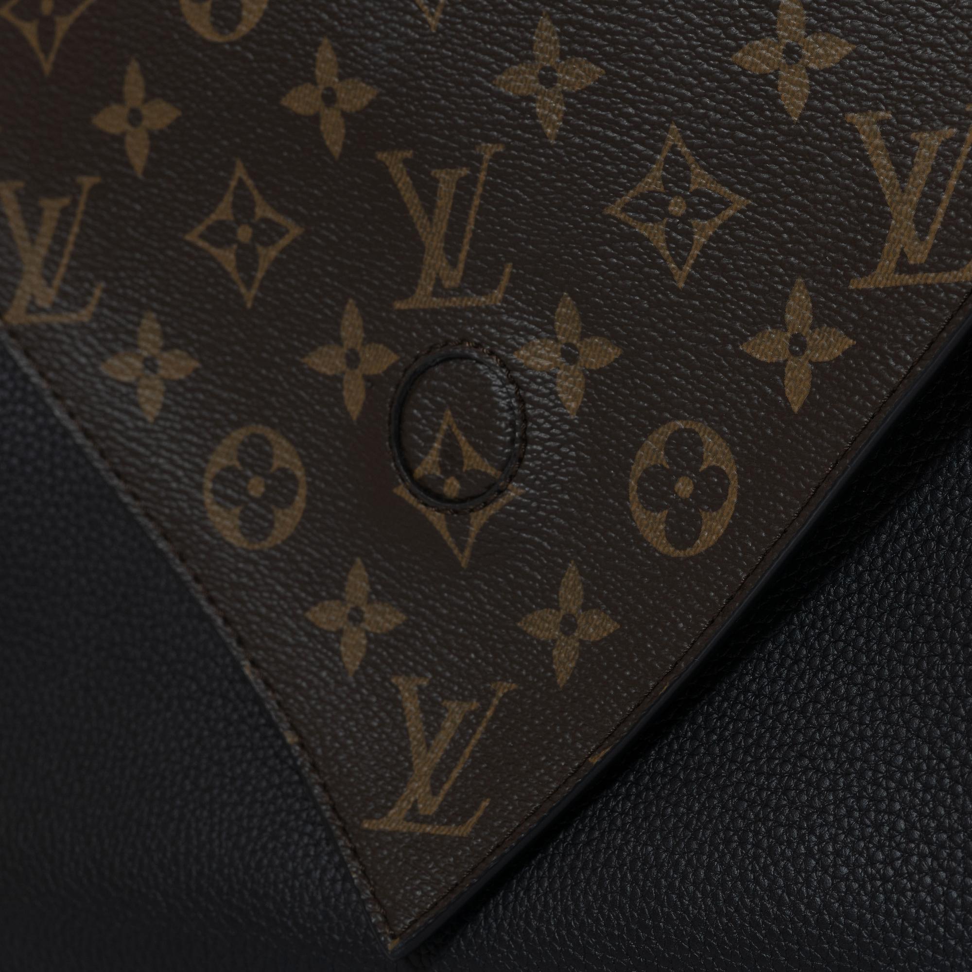 Louis Vuitton, Bag, "Double V".