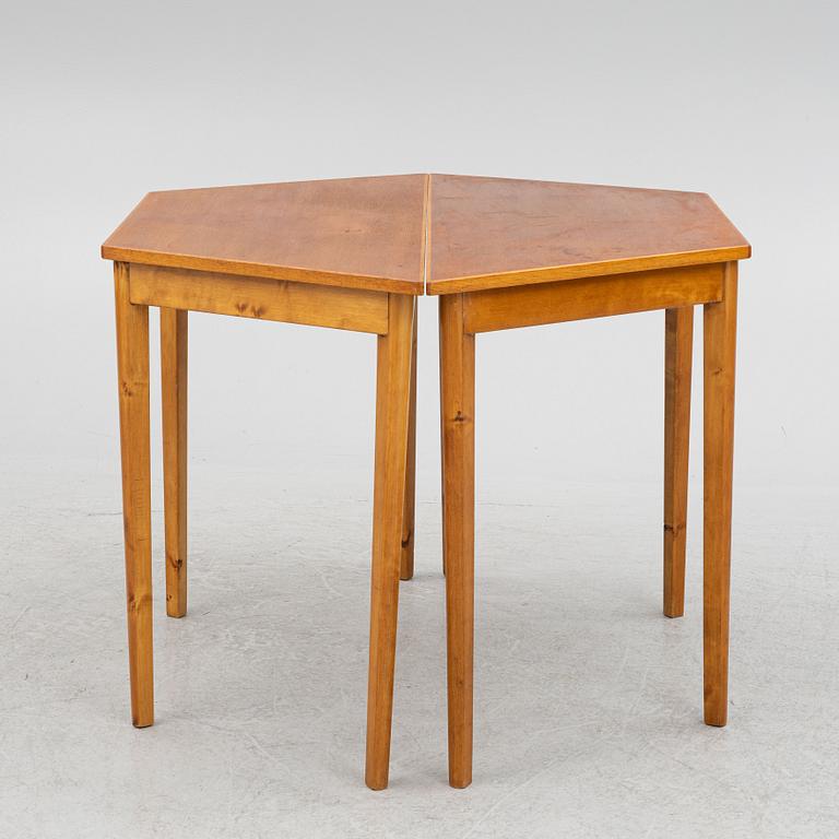 A mid 20th Century table.
