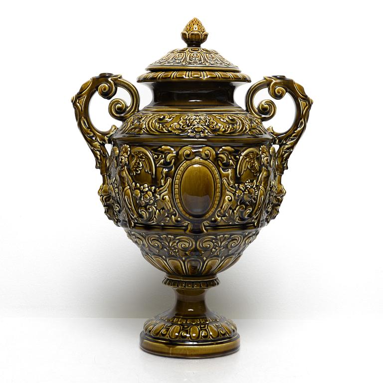 Rörstrand, a neo-renaissance majolica urn with cover, Sweden, second half of the 19th century.