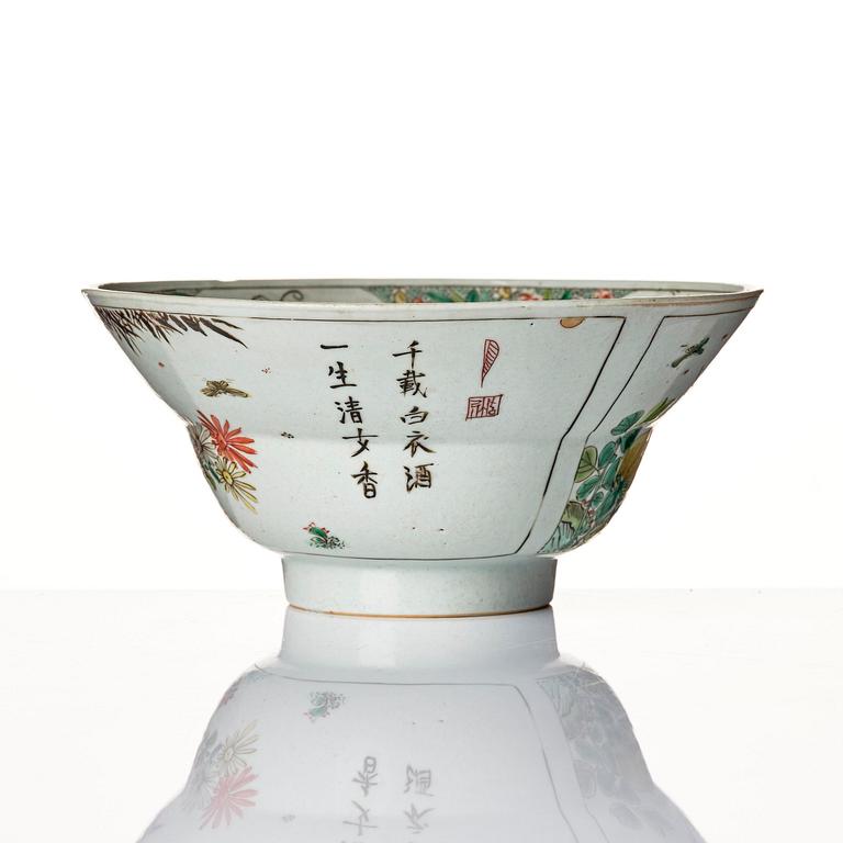 Skål, porslin. Qingdynastin, Kangxi (1662-1722).