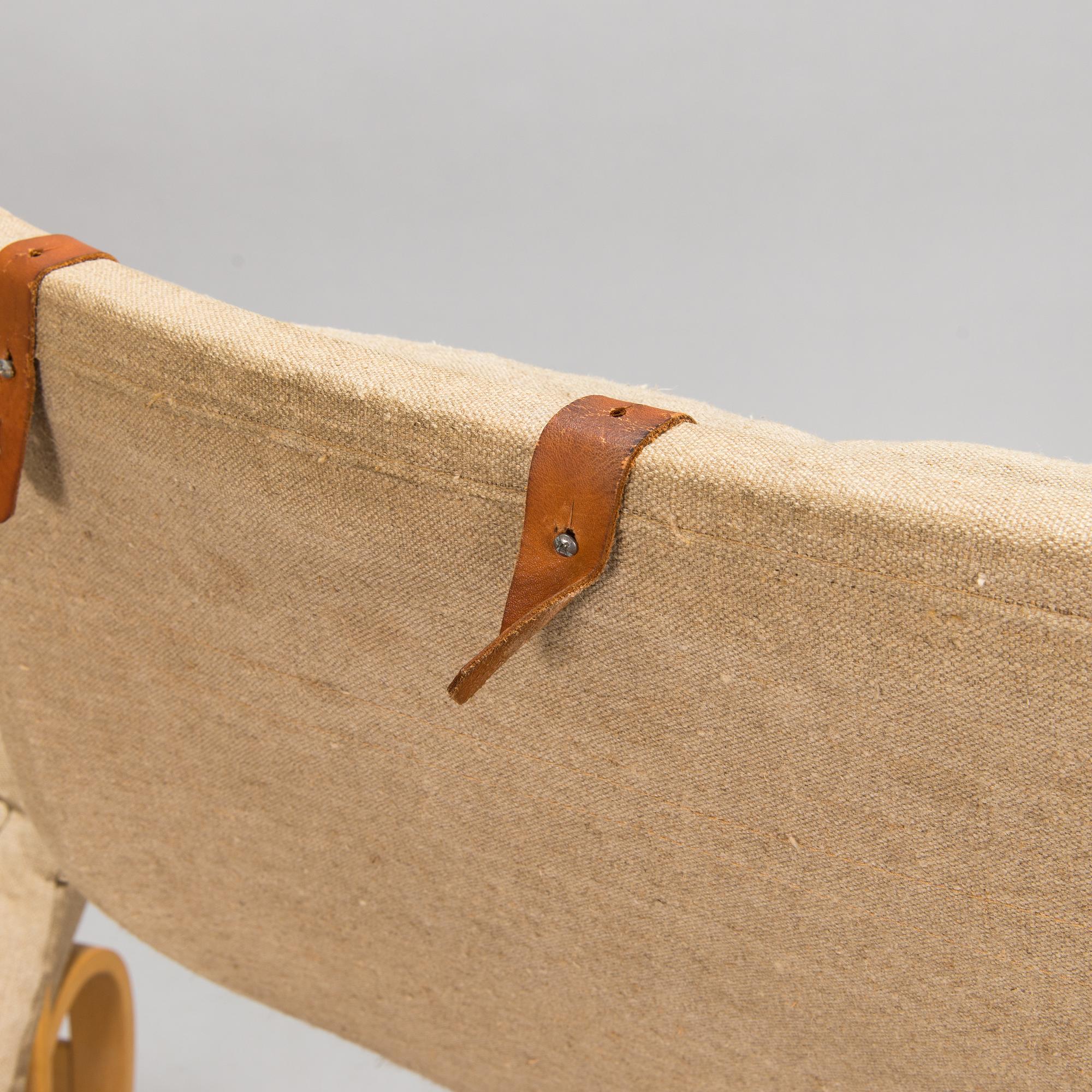 Bruno Mathsson,  fåtöljer ett par, "Pernilla", Dux, 1900-talets slut.