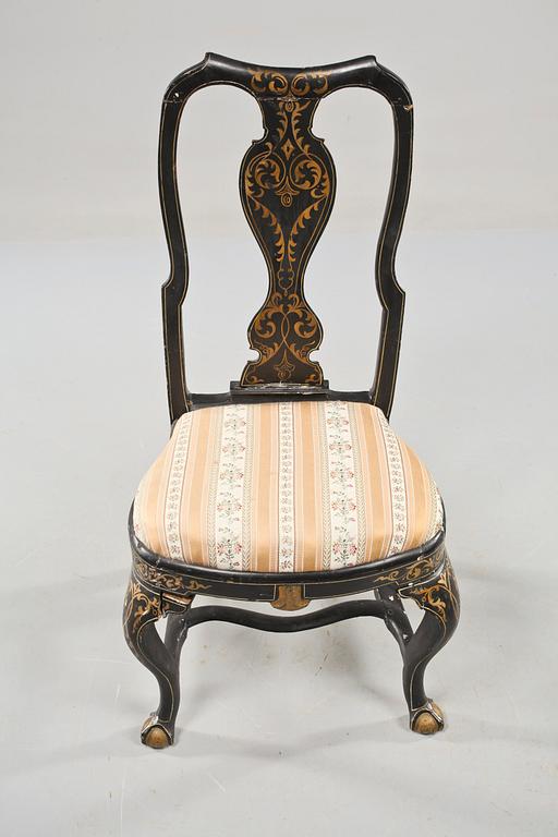 STOLAR, ett par, senbarock, 1700-tal.