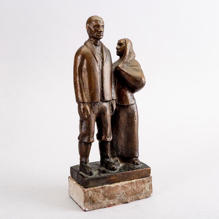 Axel Olsson, skulptur signerad.