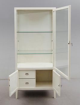 LÄKARSKÅP, 1900-talets första hälft.