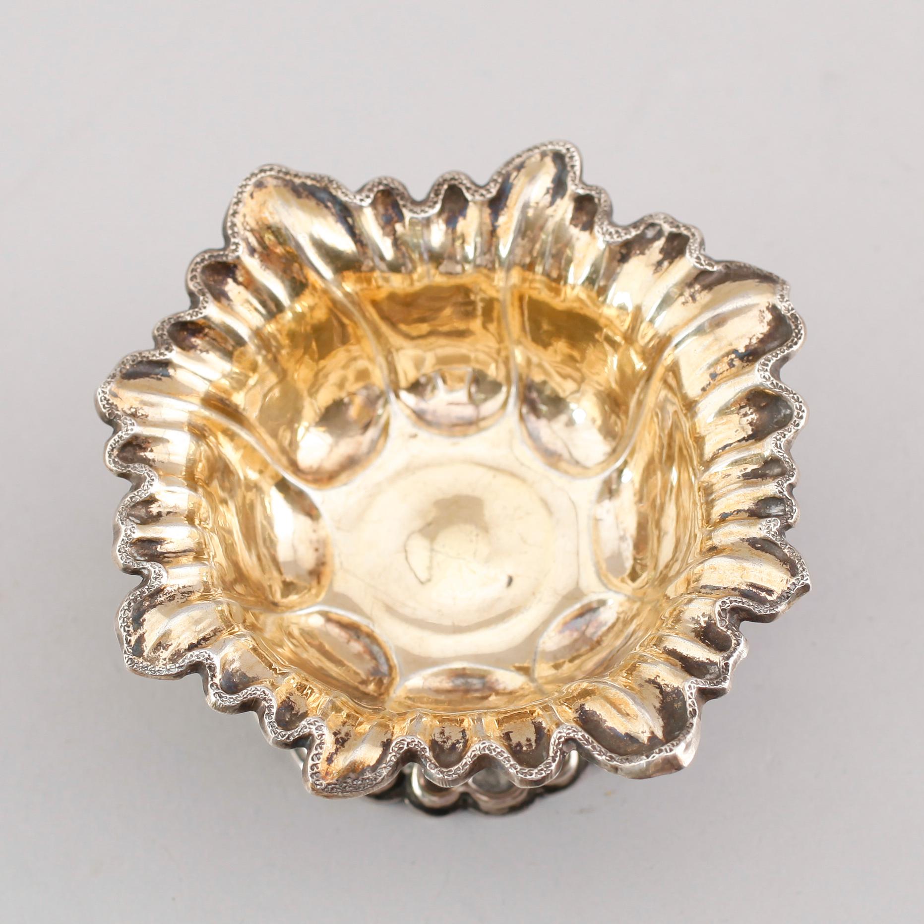 SALTKAR, silver, Ryssland 1852. Vikt ca 38 gram.