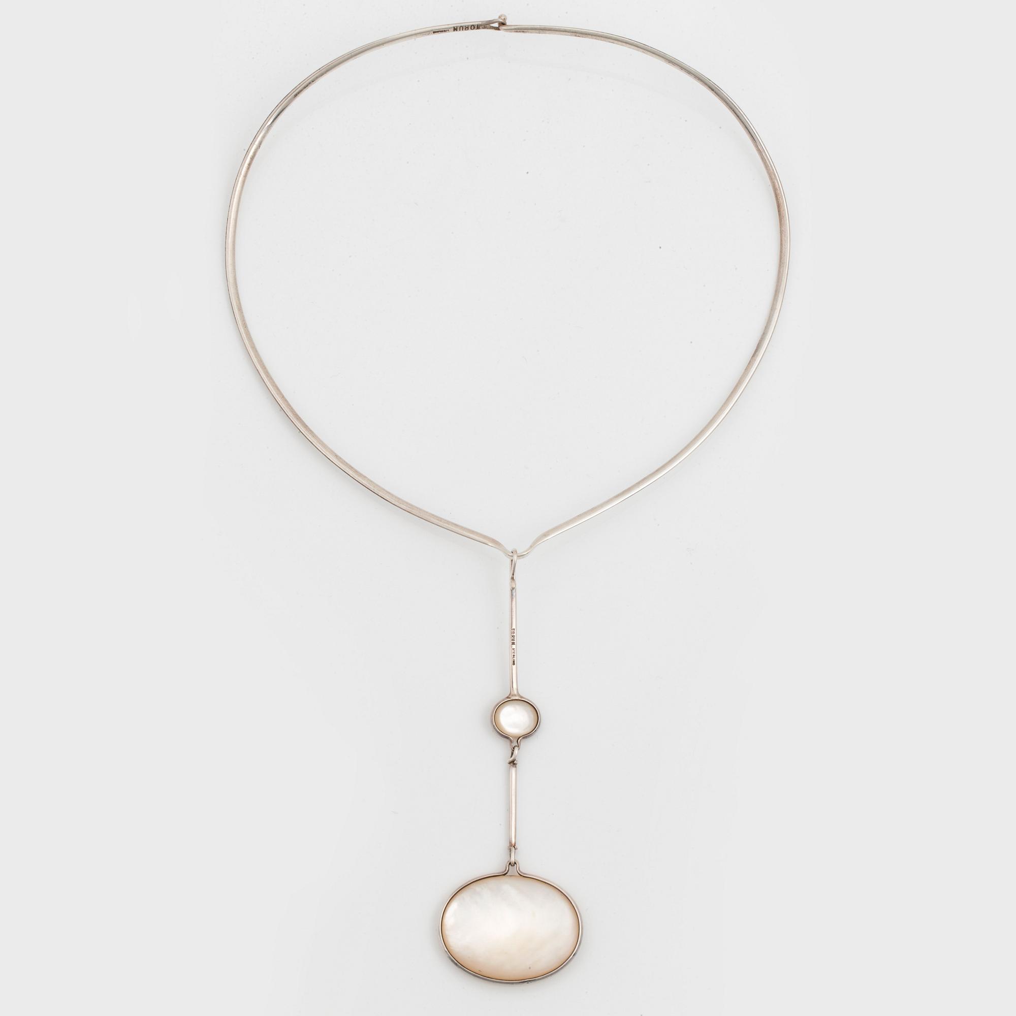 Vivianna Torun Bülow-Hübe, a silver and mother of pearl necklace, executed in her own workshop probably 1980's.