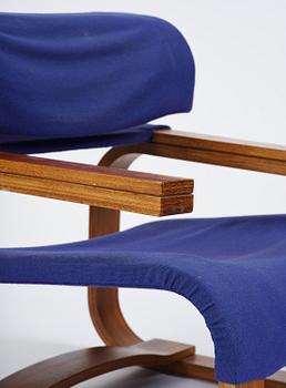Jan Bocan, fåtöljer, ett par, Thonet, utförda för Tjeckoslovakiska ambassaden, Stockholm 1972.