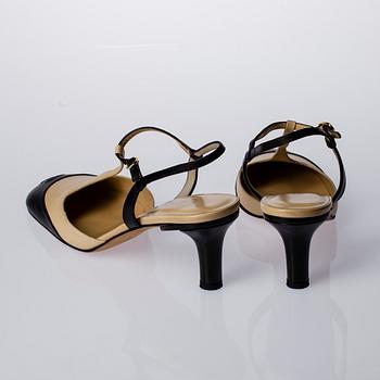 SKOR, Chanel.
