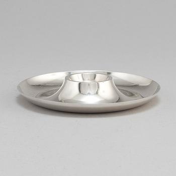 WIWEN NILSSON, a sterling silver egg cup, Lund 1945.