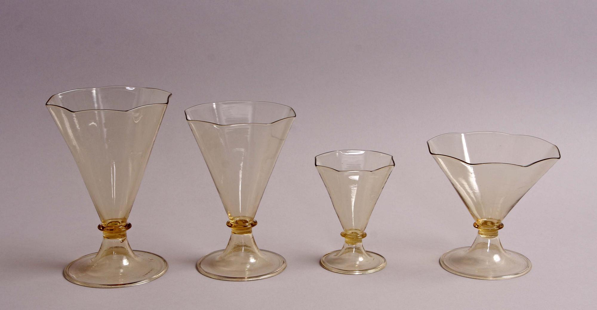 GLASSERVIS, 41 delar.