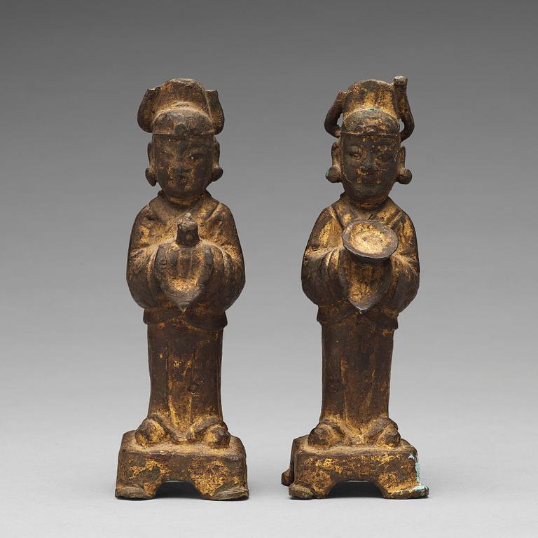 A pair of bronze figurines, Ming dynasty, 17th Century.