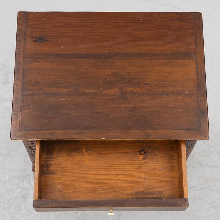 Pottskåp, 1800-tal.