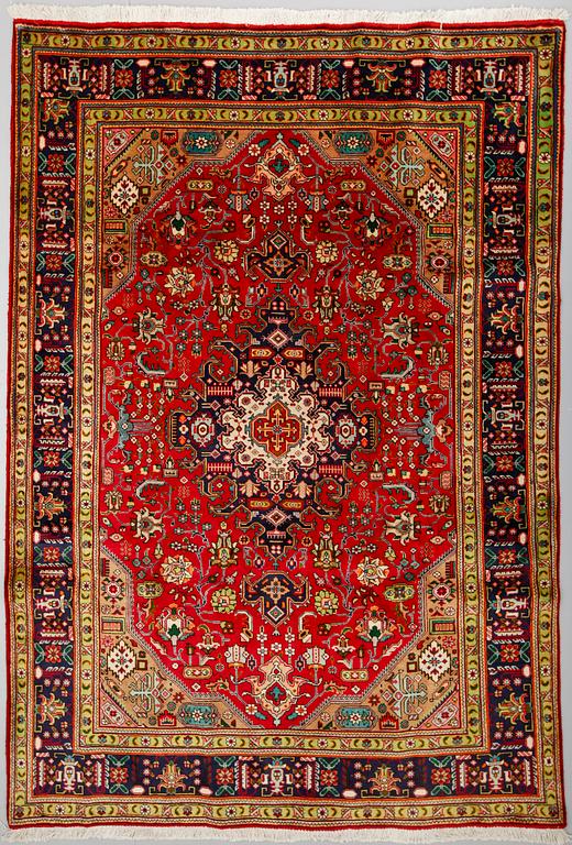 MATTA, orientalisk, ca 293 x 196 cm.
