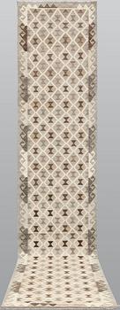 Gallery carpet, Kelim 394 x 82 cm.