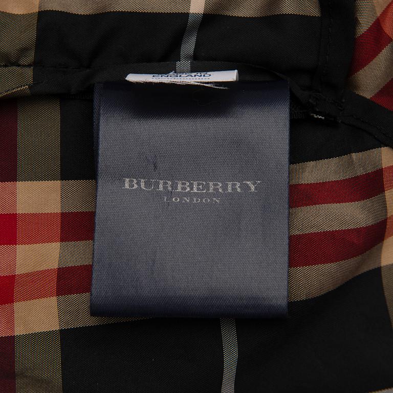 DOG COAT, Burberry.