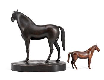 SKULPTURER, 2 st, trä, 1900-tal.