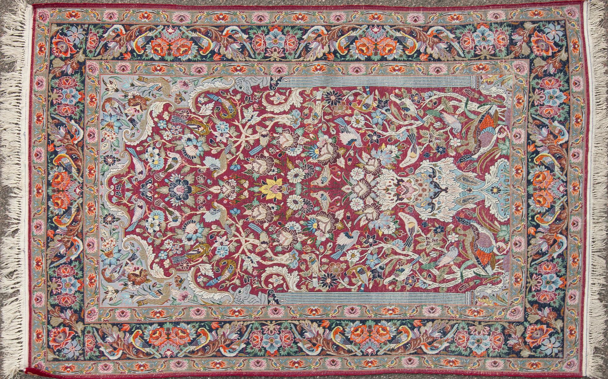 MATTA, Isfahan. Ca 172x115 cm.