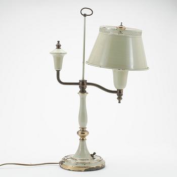 SKRIVBORDSLAMPA, 1900-talets förra hälft.