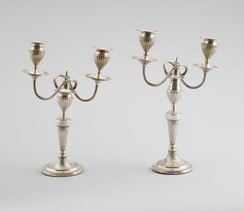 LJUSSTAKAR, 1 par, silver, regenecystil, Chester 1942.