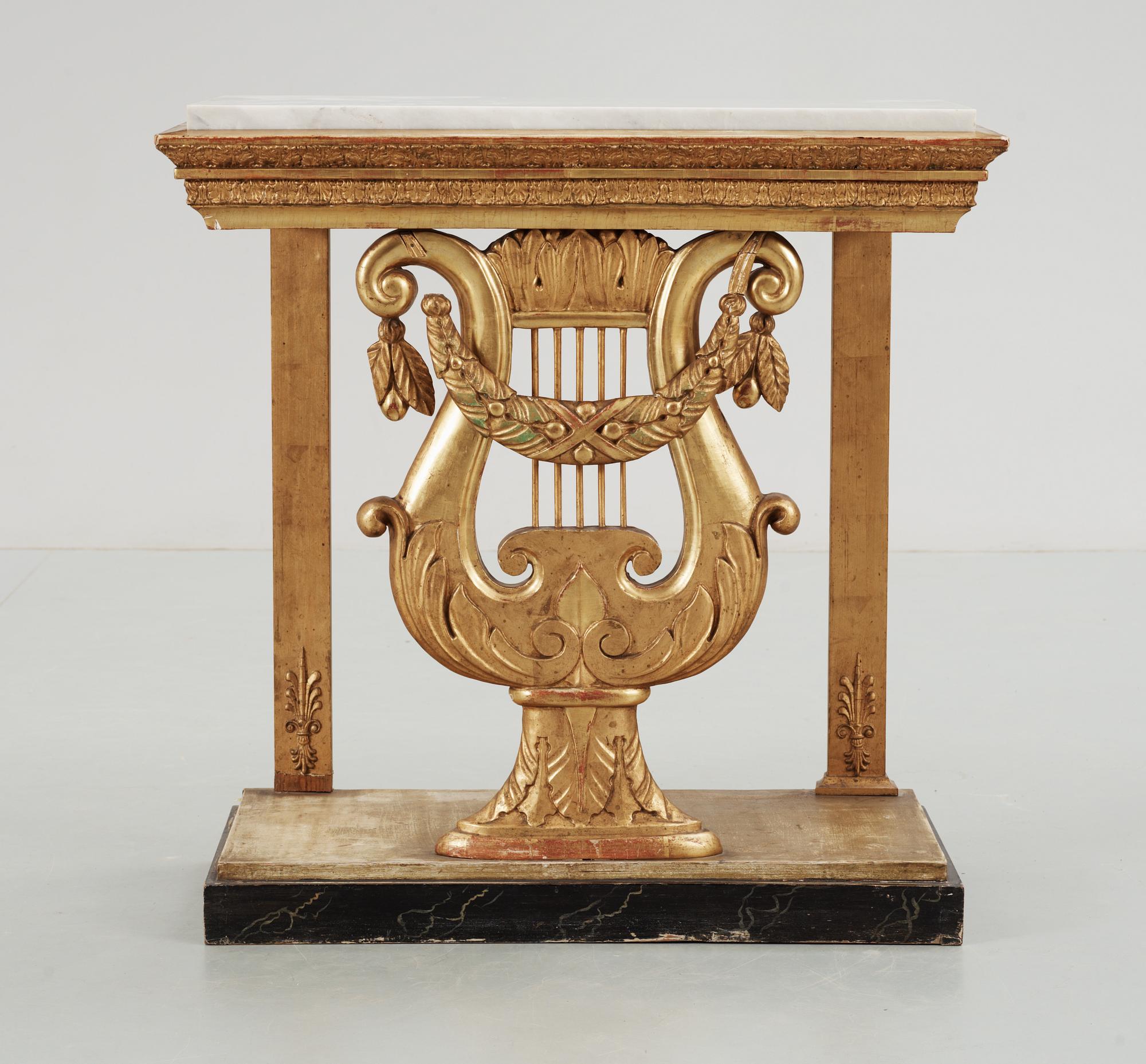 KONSOLBORD. Empire. Sverige, 1800-talets början.