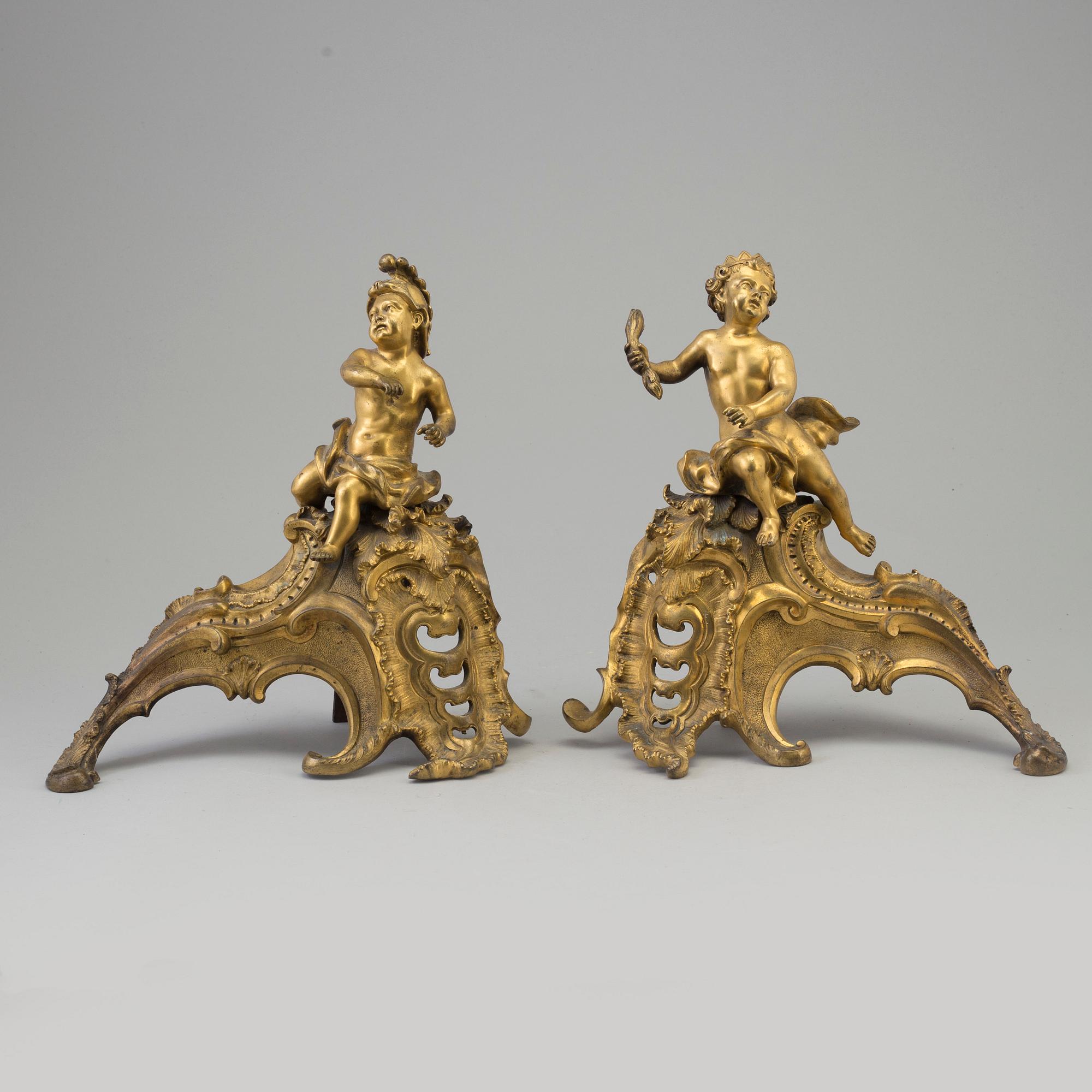 ELDHUNDAR, ett par, rokokostil, sent 1800-tal.