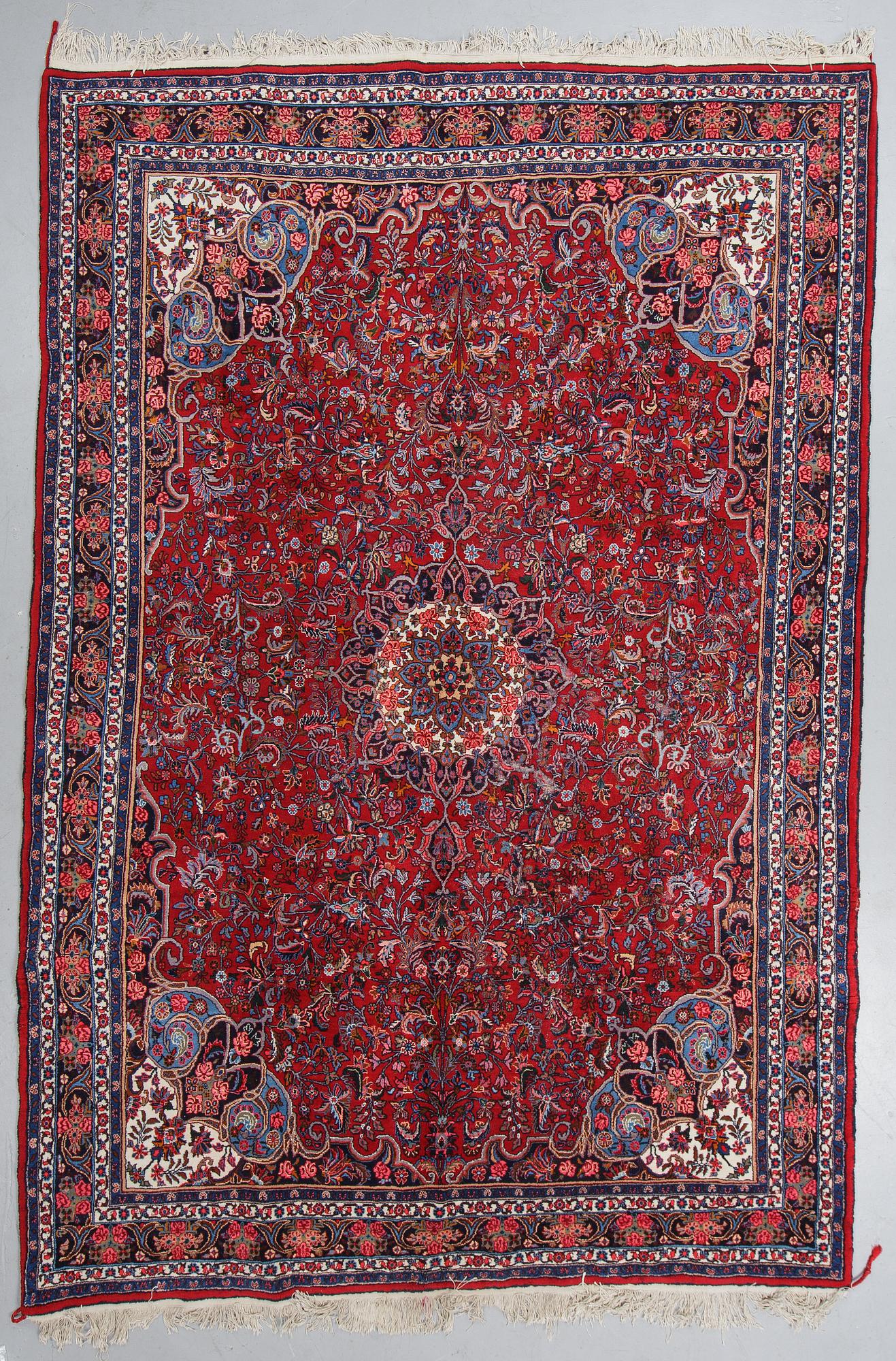 A carpet, so called Rose Bidjar, ca 337 x 226 cm.
