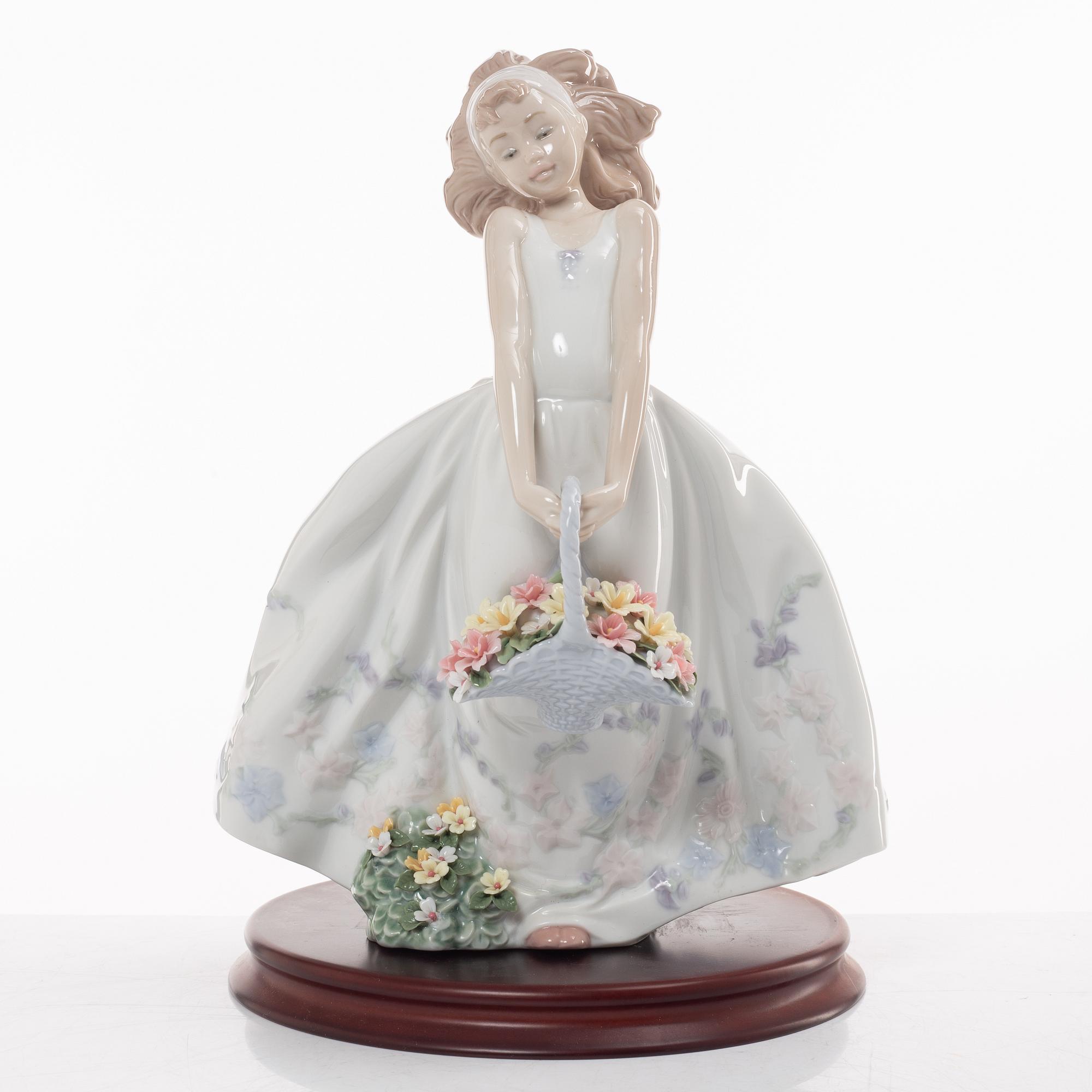 LLadró, figurine, "Wildflowers", Spain.