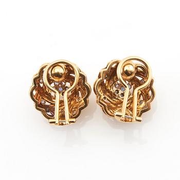 Earrings, a pair of 18K gold with sapphires, Garavelli Valenza Italy.