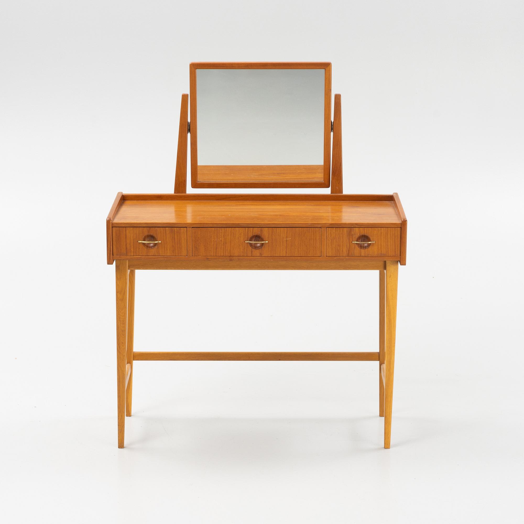 Sminkbord, Fröseke AB Nybrofabriken, 1900-talets mitt.