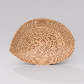 A plywood dish from the 1950s.