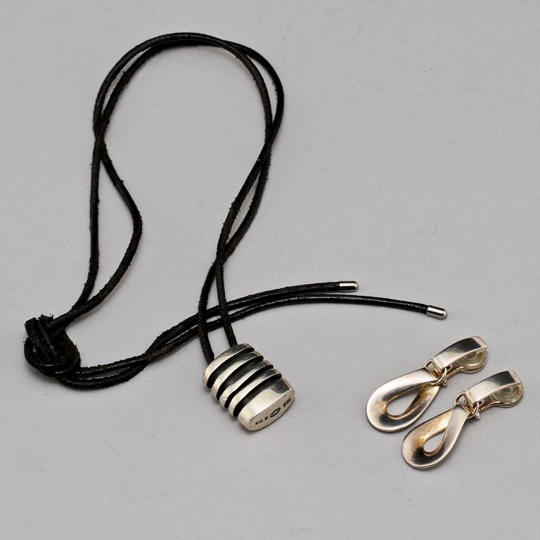 HALSBAND, silver, "Strata" samt ÖRHÄNGEN, silver "Infinity", George Jensen, Danmark, 1900/2000-tal.