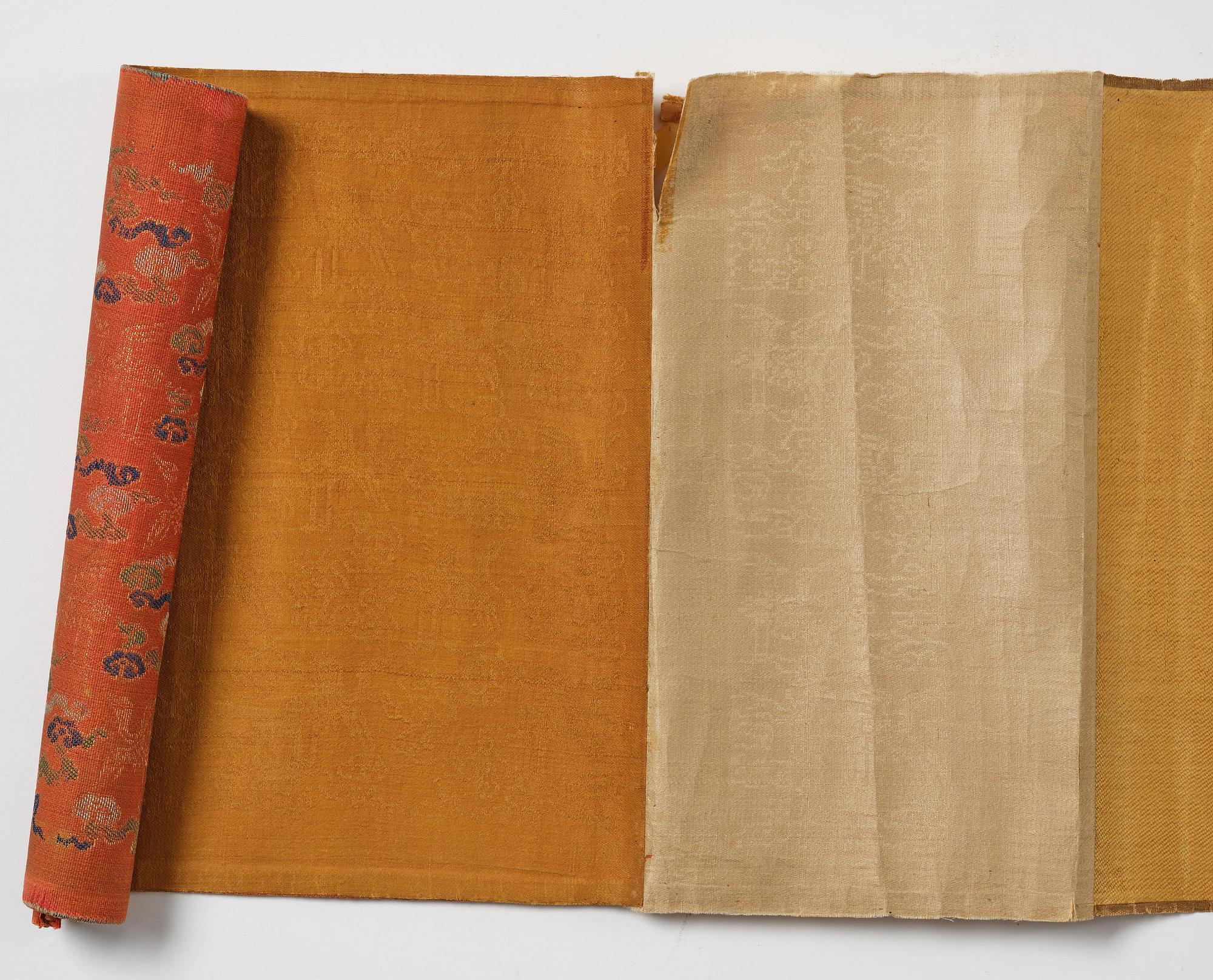 An imperial edict, Qing dynasty, Jiaqing period (1796-1820), dated 1809.