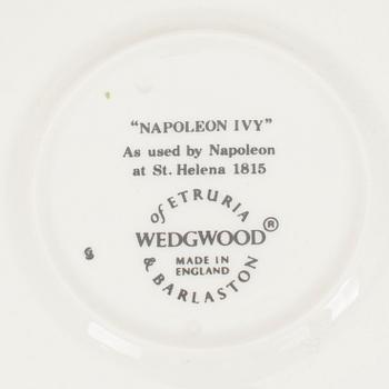 TESERVISDELAR 8 st, flintgods. "Napoleon Ivy", Wedgwood.
